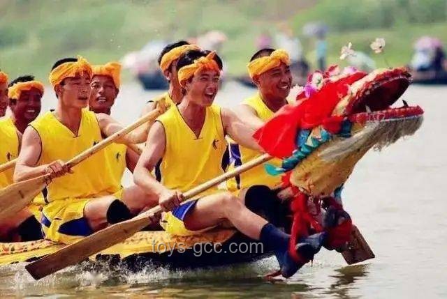 **佛山龙舟赛偶遇鼓手神似吴彦祖，我的激情观赛日记**
